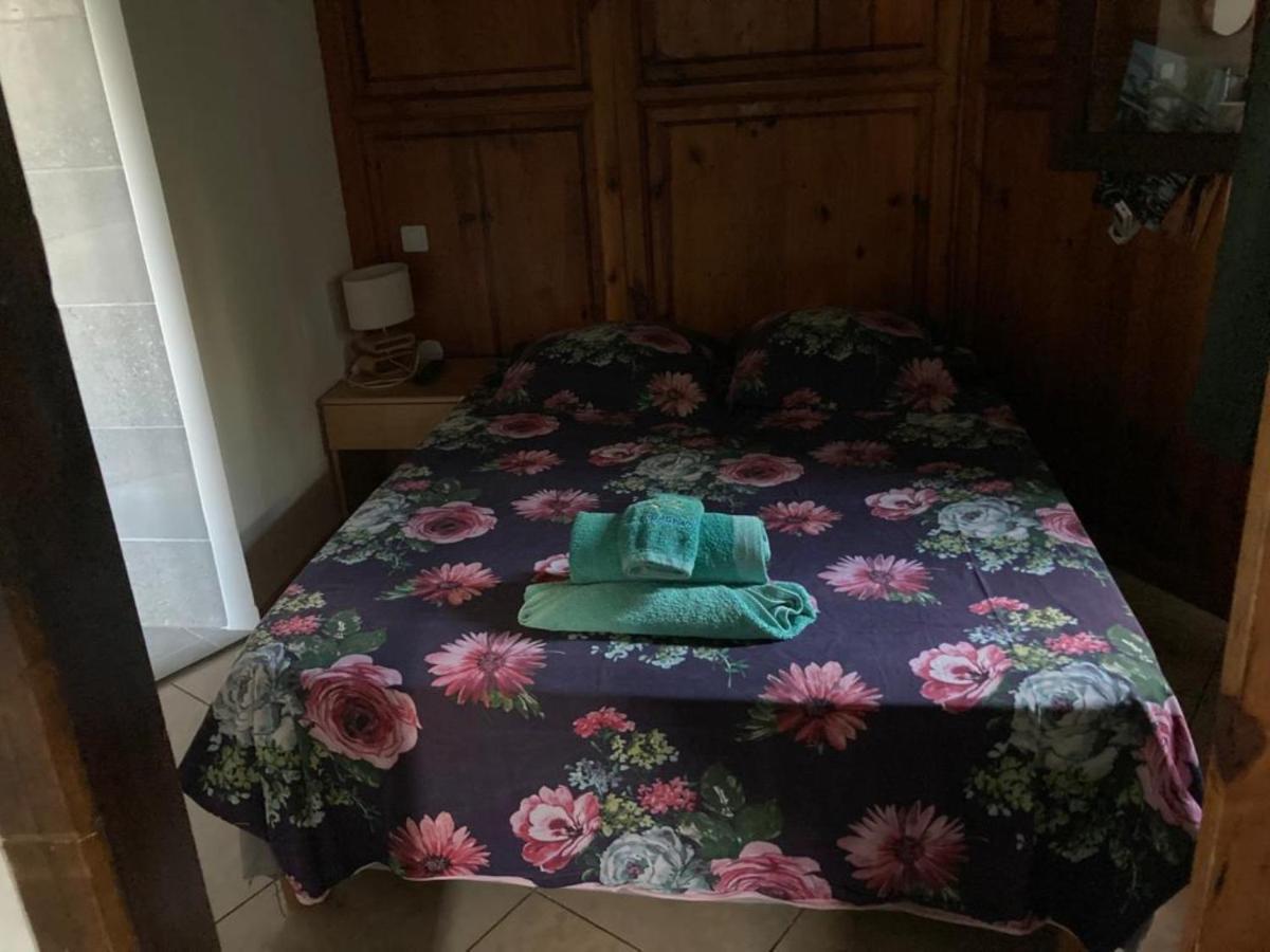 Chambres D'Hotes Du Domaine Des Doudous Saint Pierre Exterior foto