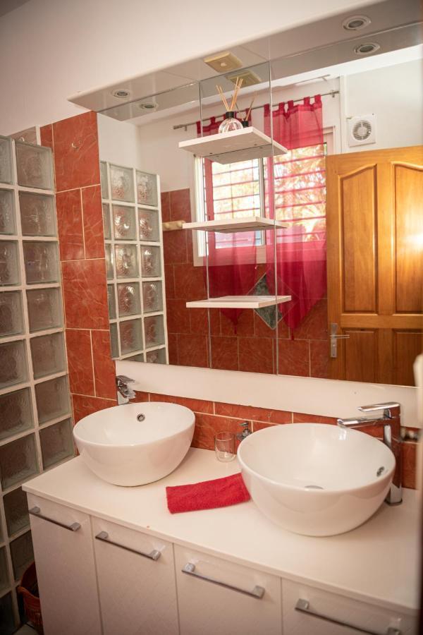 Chambres D'Hotes Du Domaine Des Doudous Saint Pierre Exterior foto